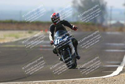 media/Sep-20-2025-TrackDaz (Sat) [[27f0cde673]]/B Group/220pm (Turn 9)/